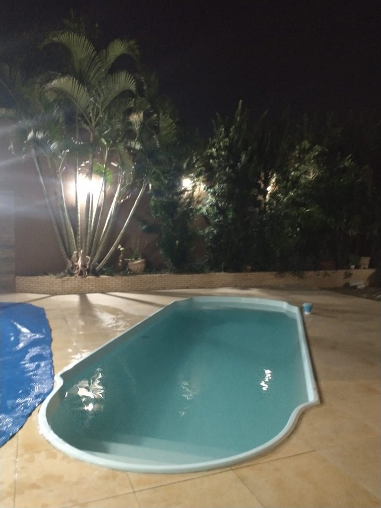 Casa Ampla, com 3 Quartos, Toda Climatizada