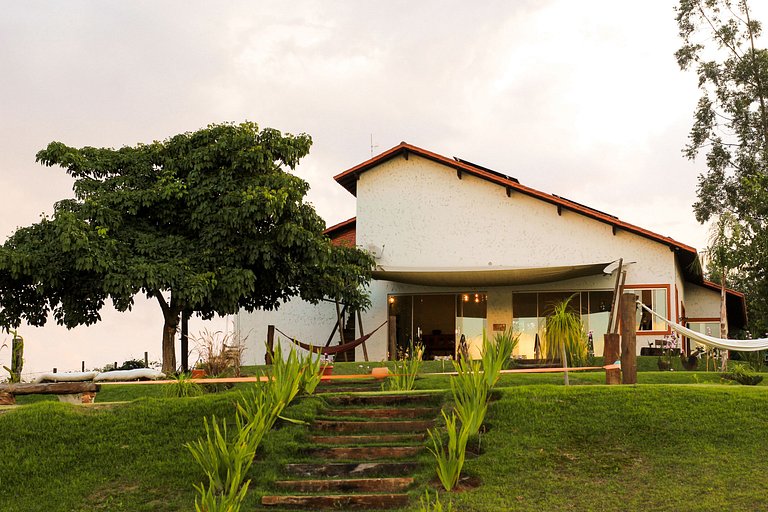 Vista de Cinema, 3 Suítes, Wifi, Cozinha Gourmet